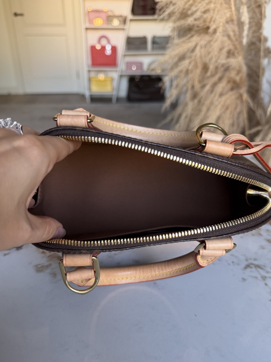 Сумка Louis Vuitton Alma BB