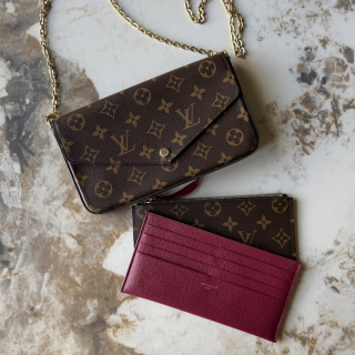 Клатч Louis Vuitton Felicie
