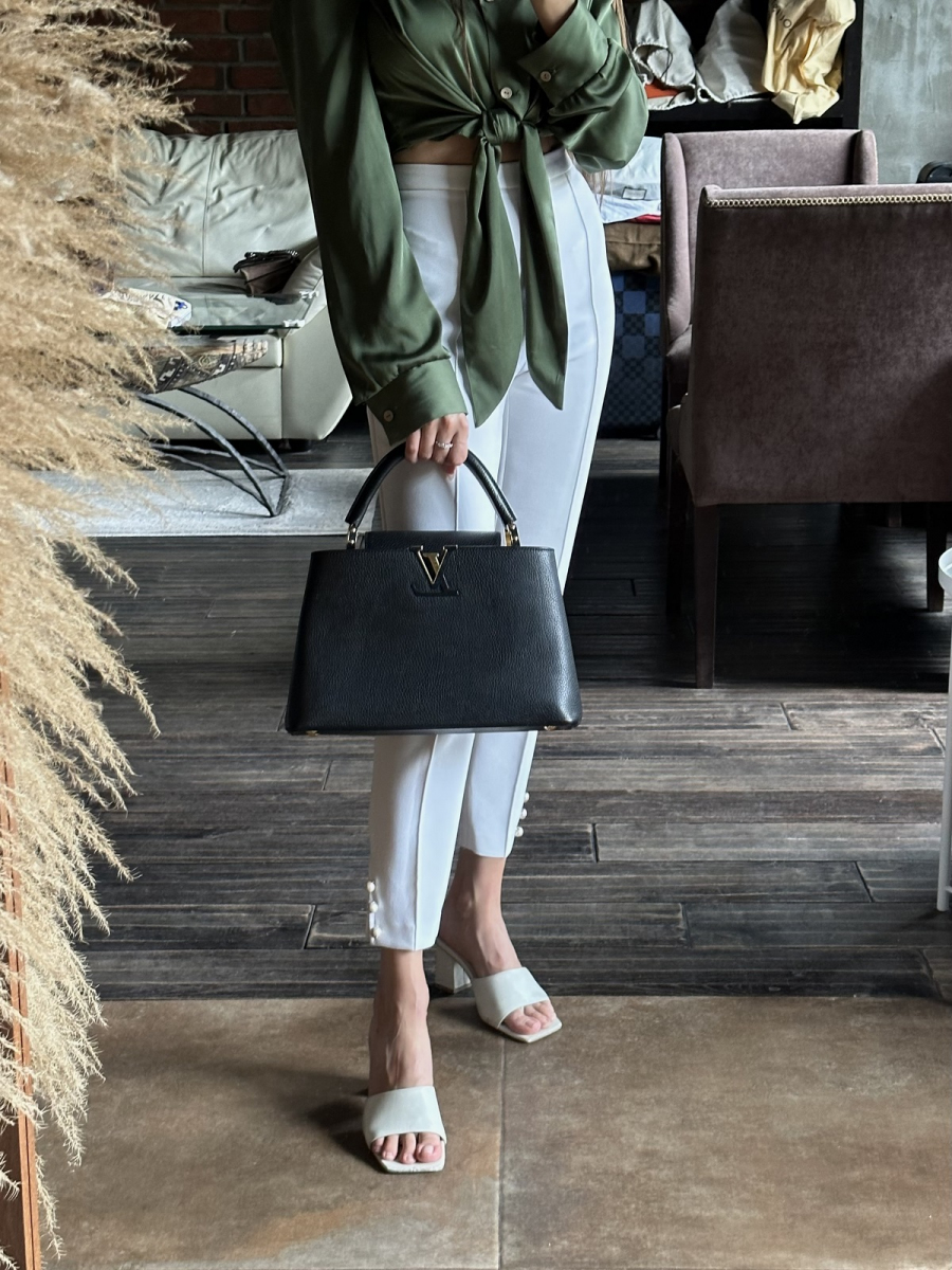 Сумка Louis Vuitton Capucines