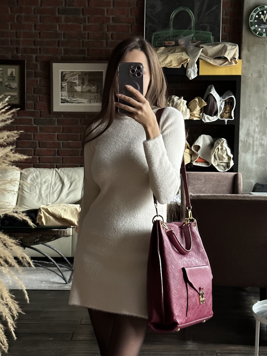 https://uvelirnydom.ru/upload/iblock/4cf/sqv5hyqt3sr4klygi25mxdpx3r257t7z.jpg