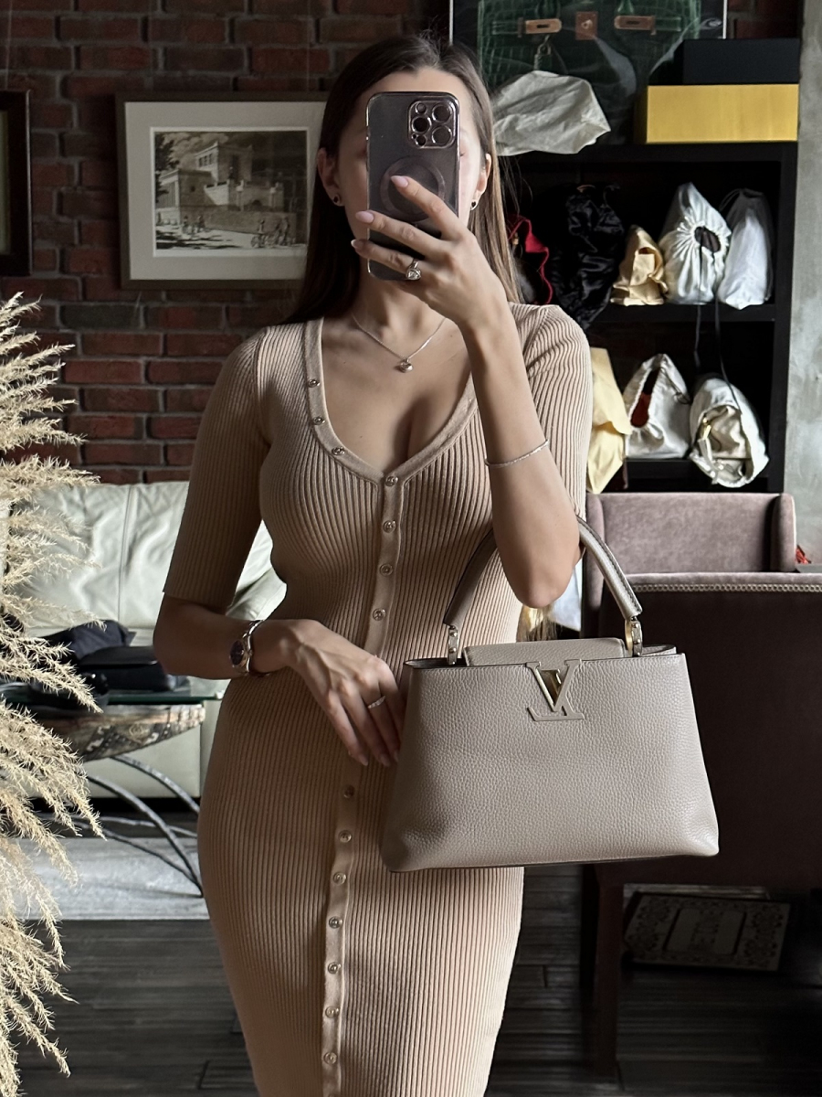 Сумка Louis Vuitton Capucines PM