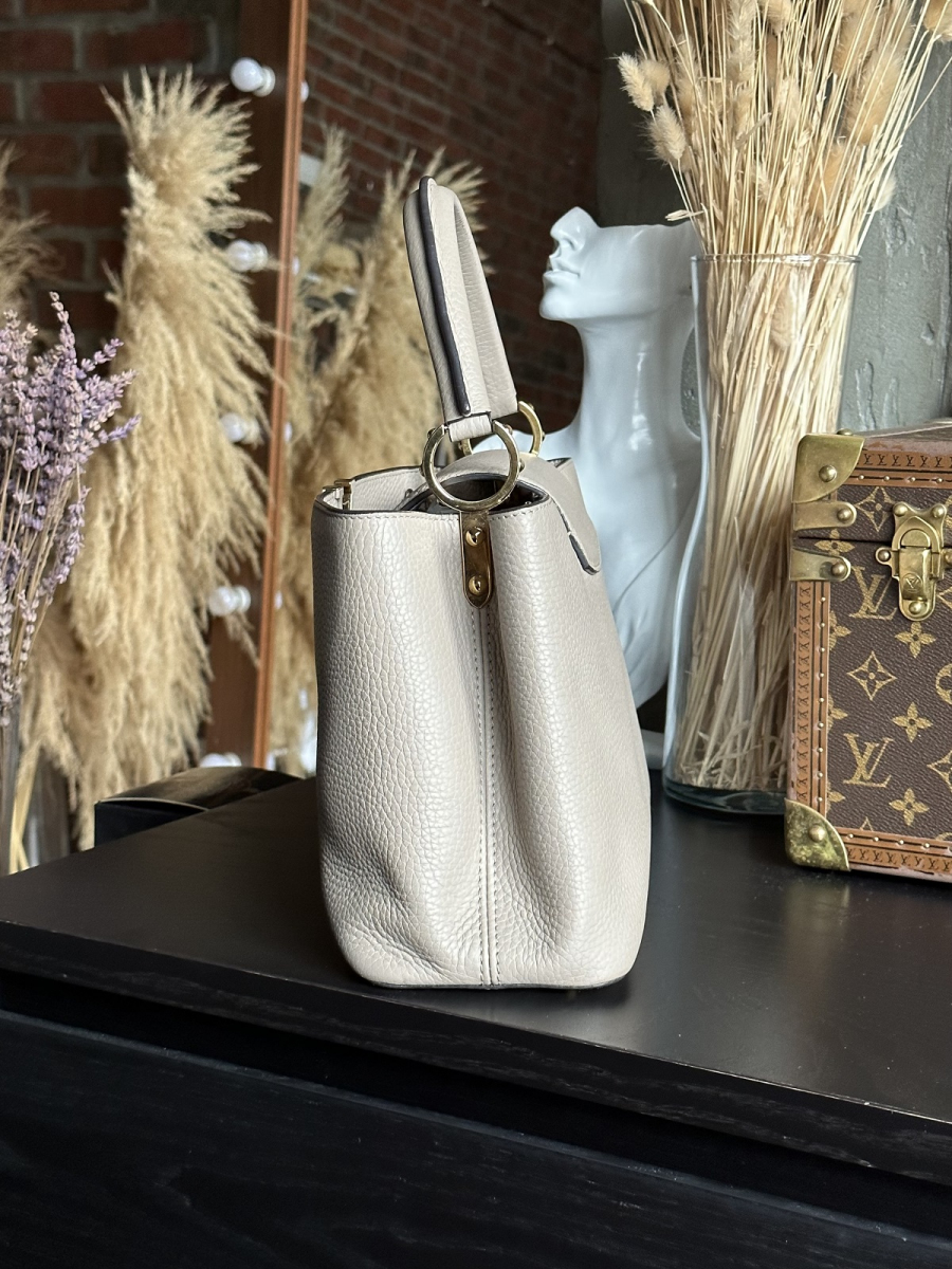 Сумка Louis Vuitton Capucines PM