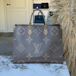 Сумка Louis Vuitton OnTheGo GM
