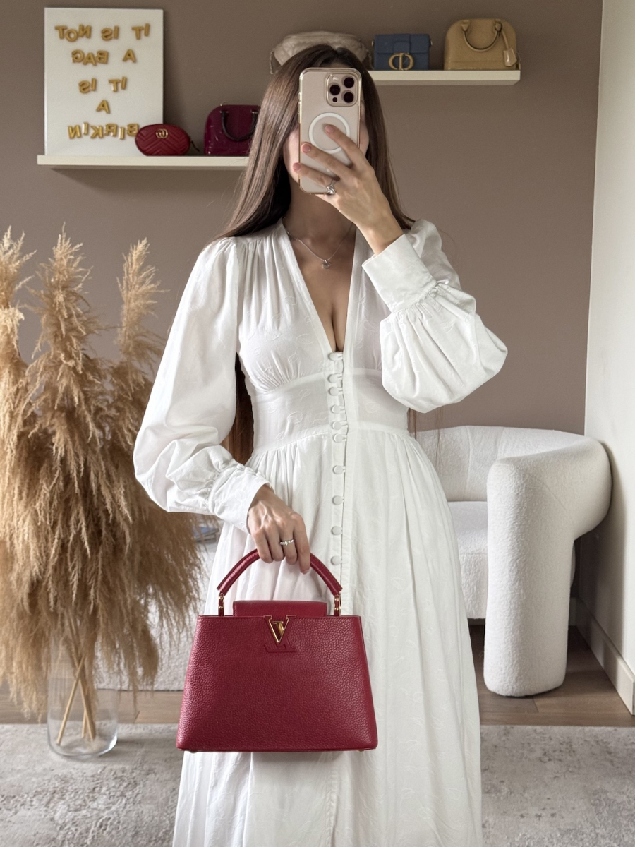 Сумка Louis Vuitton Capucines BB
