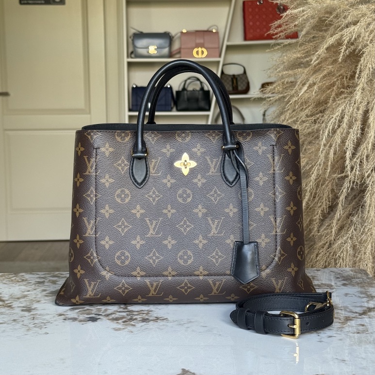 Сумка Louis Vuitton Flower Tote