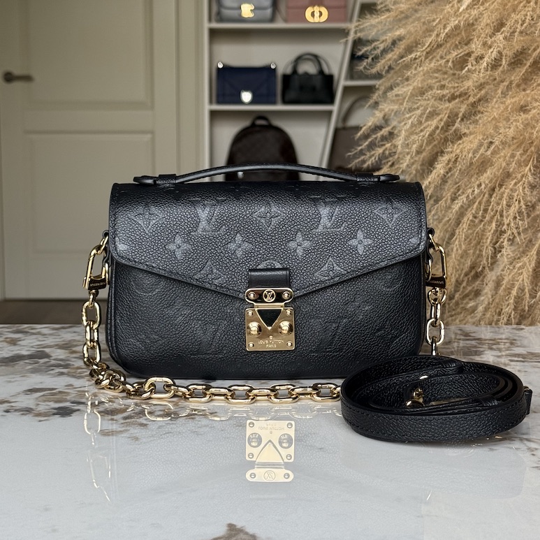 Сумка Louis Vuitton Pochette Metis East West