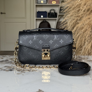 Сумка Louis Vuitton Pochette Metis East West