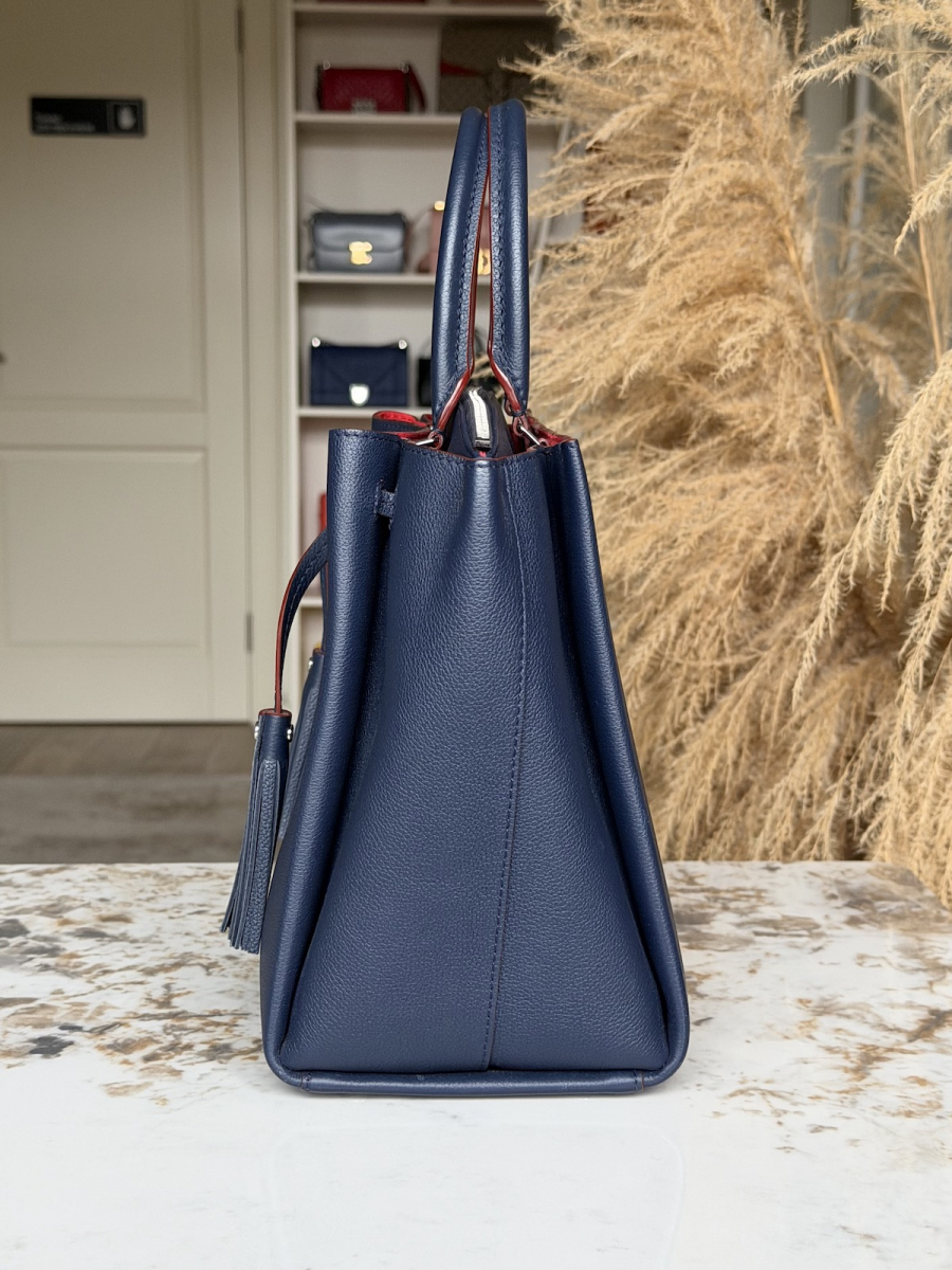 Сумка Louis Vuitton Lockme Tote