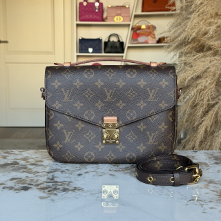 Сумка Louis Vuitton Pochette Metis