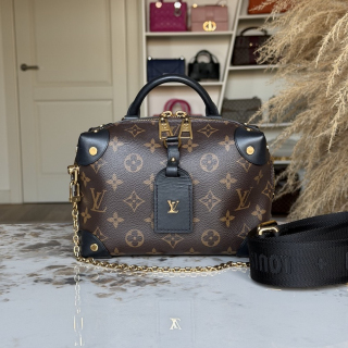 Сумка Louis Vuitton Petite Malle Souple