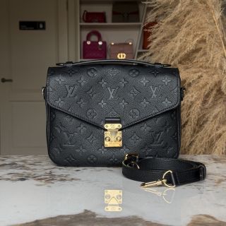 Сумка Louis Vuitton Pochette Metis