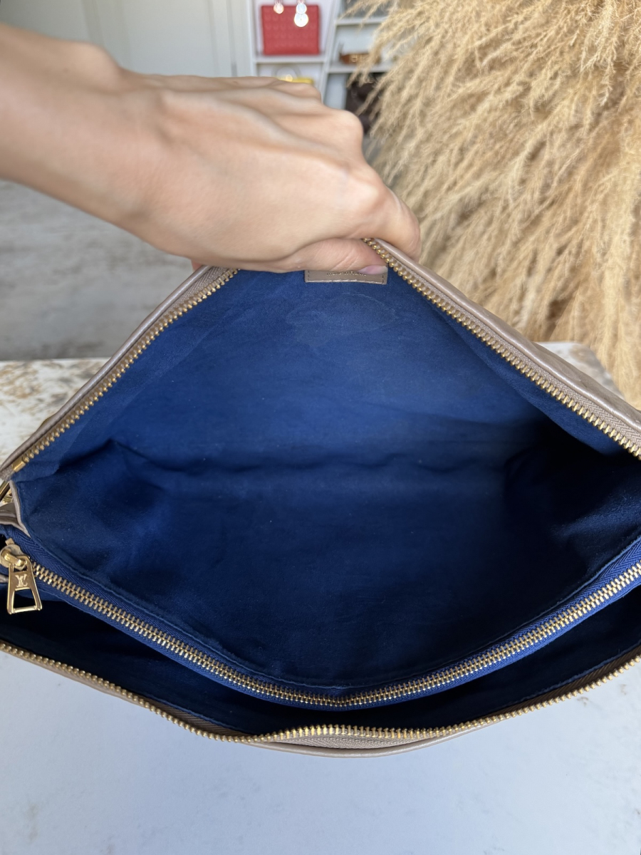 Cумка Louis Vuitton Coussin